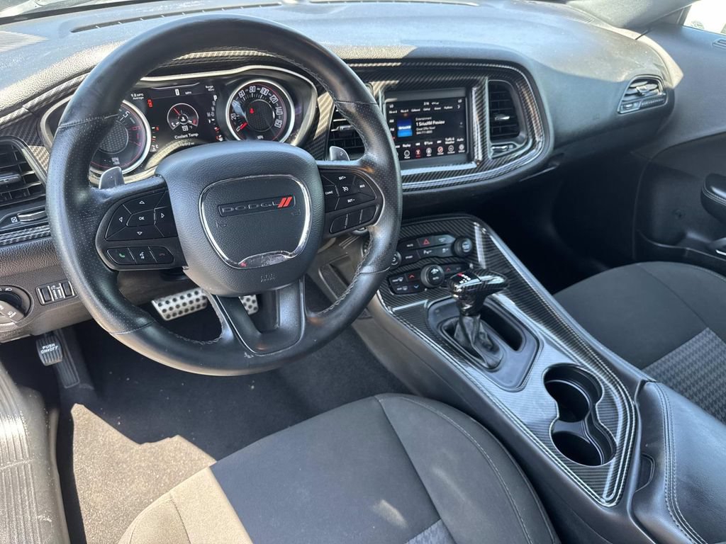 Used 2020 Dodge Challenger R/T w/ Driver Convenience Group RWD image 19