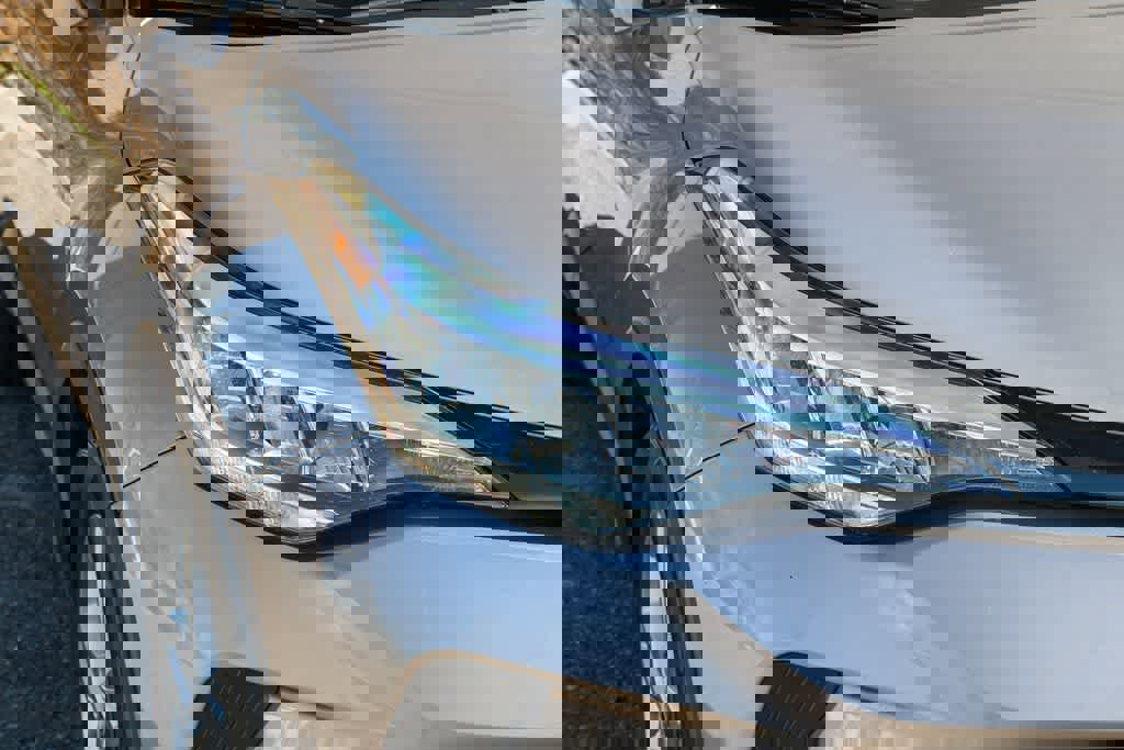 Used 2020 Toyota C-HR LE image 5