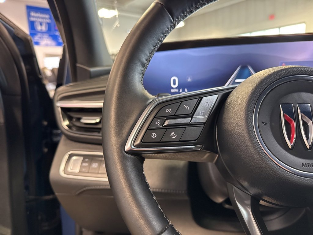 Used 2025 Buick Enclave Preferred image 17
