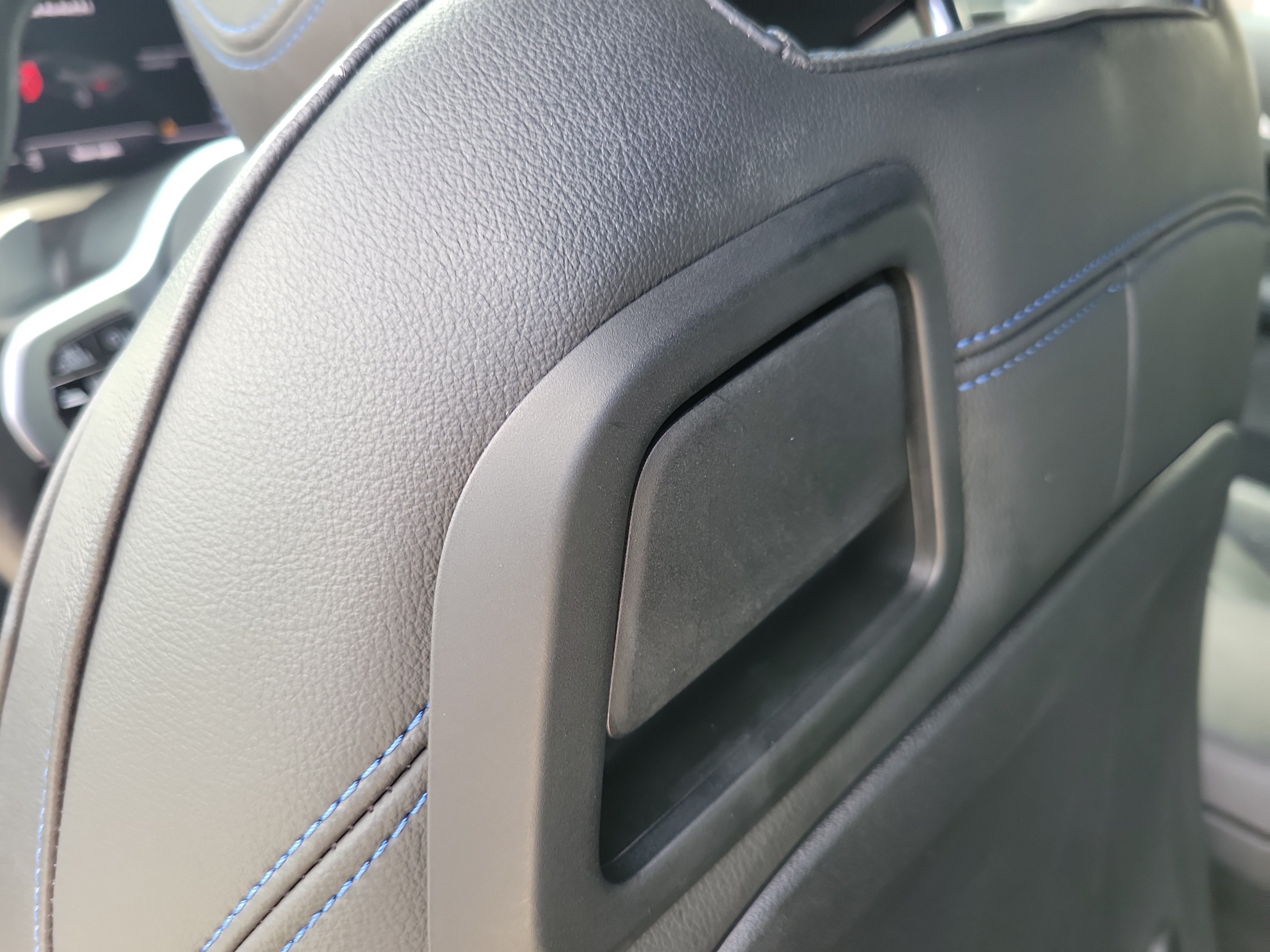 Used 2022 BMW M440i Convertible w/ M Carbon Exterior Package RWD image 13
