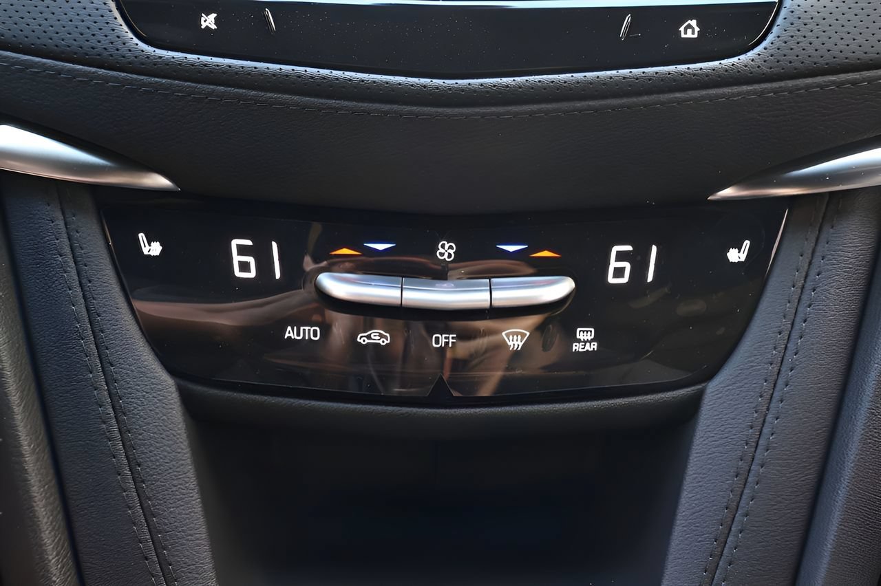 Certified 2026 Cadillac XT5 Premium Luxury FWD image 23