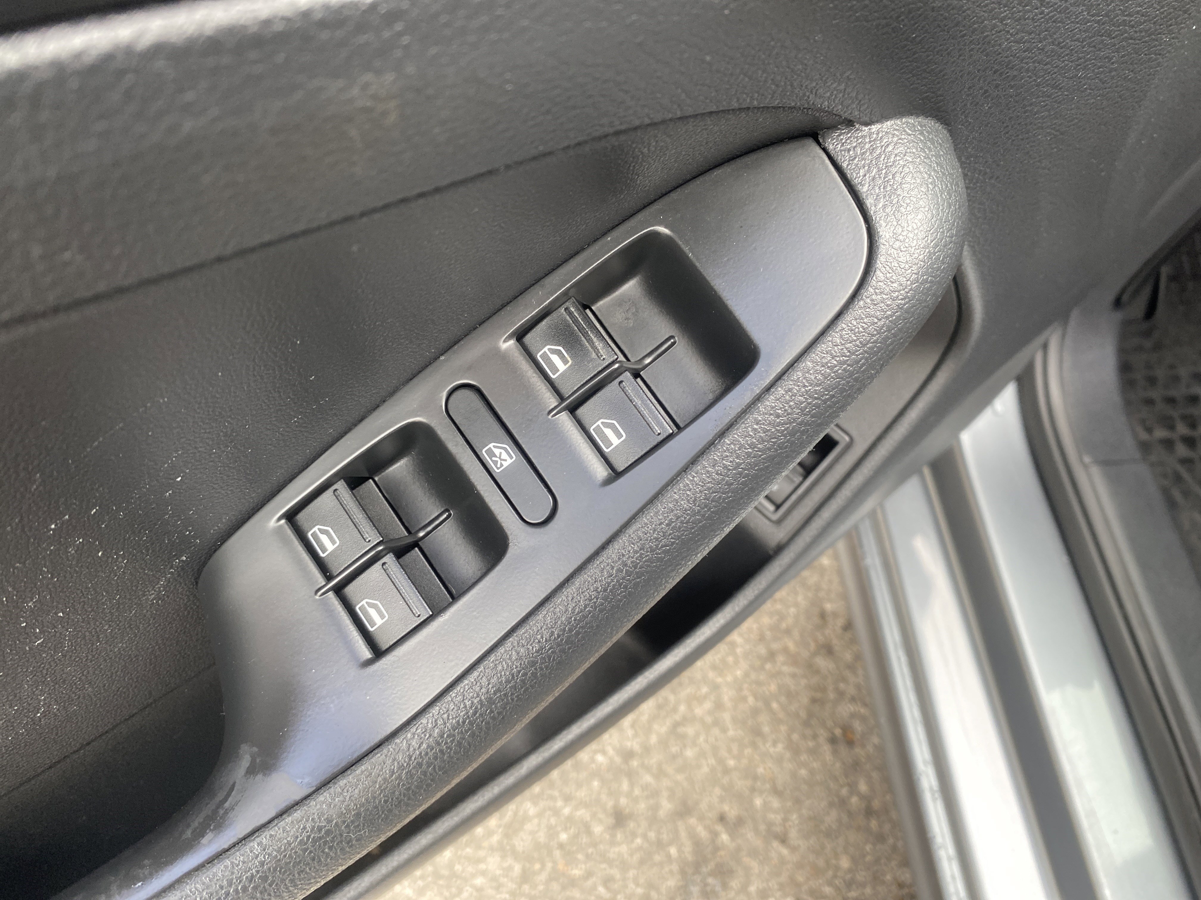 Used 2014 Volkswagen Jetta S image 18