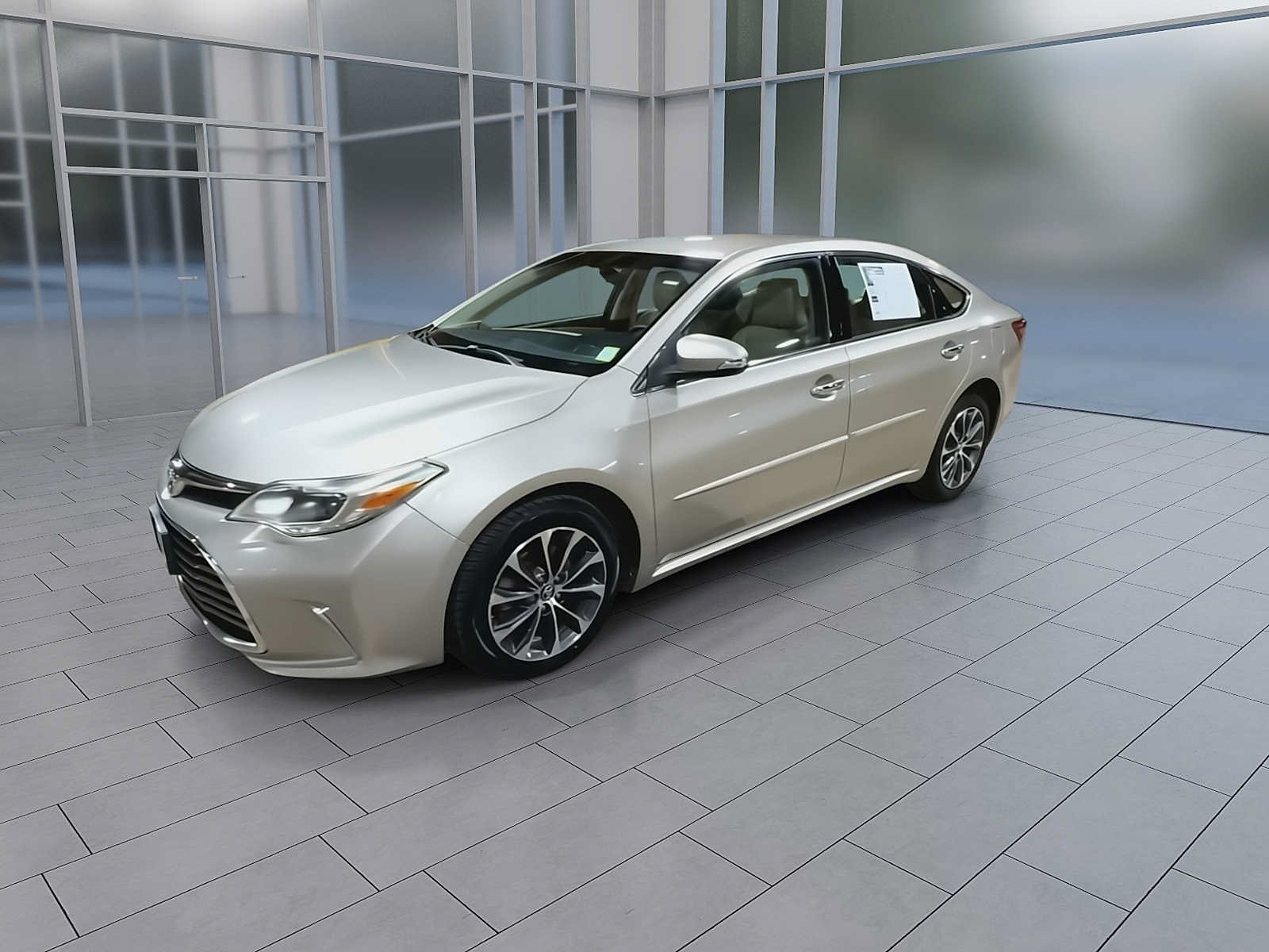 Used 2016 Toyota Avalon XLE w/ Protection Package FWD image 4