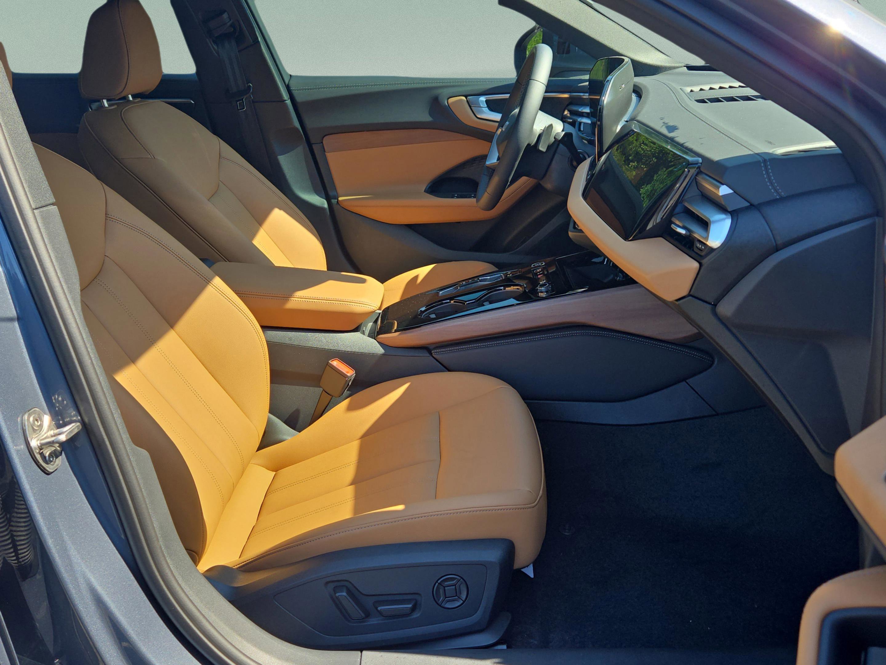 New 2025 Audi A5 2.0T Premium w/ Convenience Package image 14