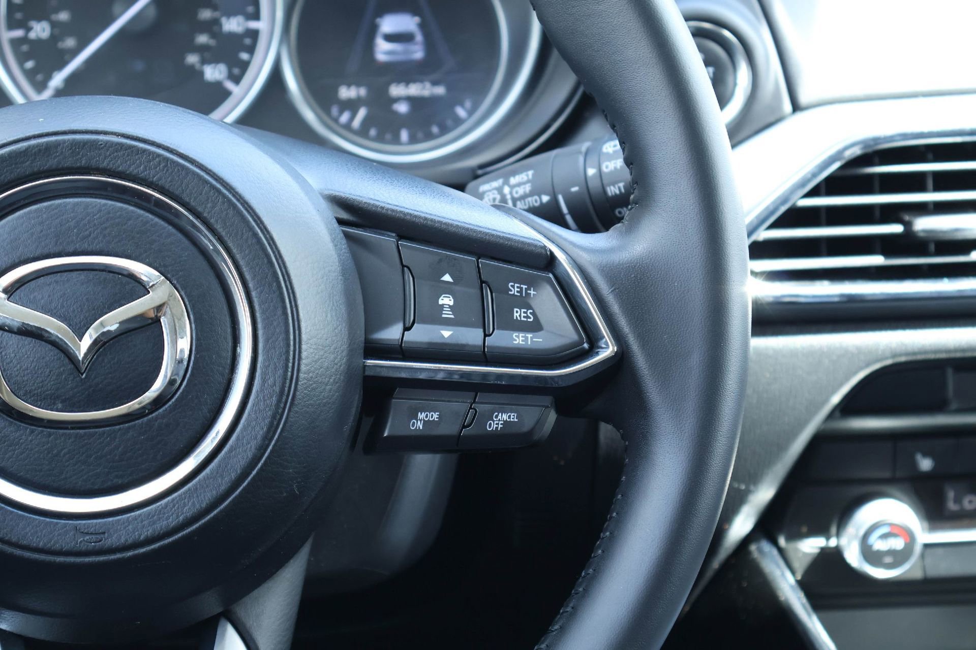 Used 2023 MAZDA CX-9 Touring image 23