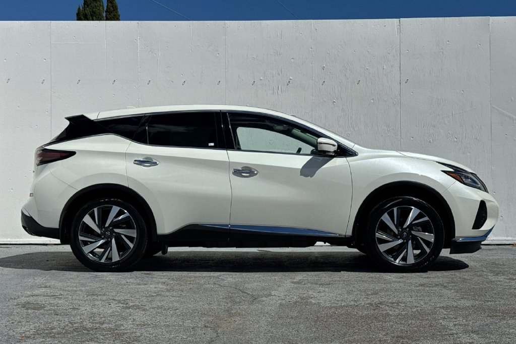 Certified 2023 Nissan Murano SL w/ SL Moonroof Package AWD/4WD image 2