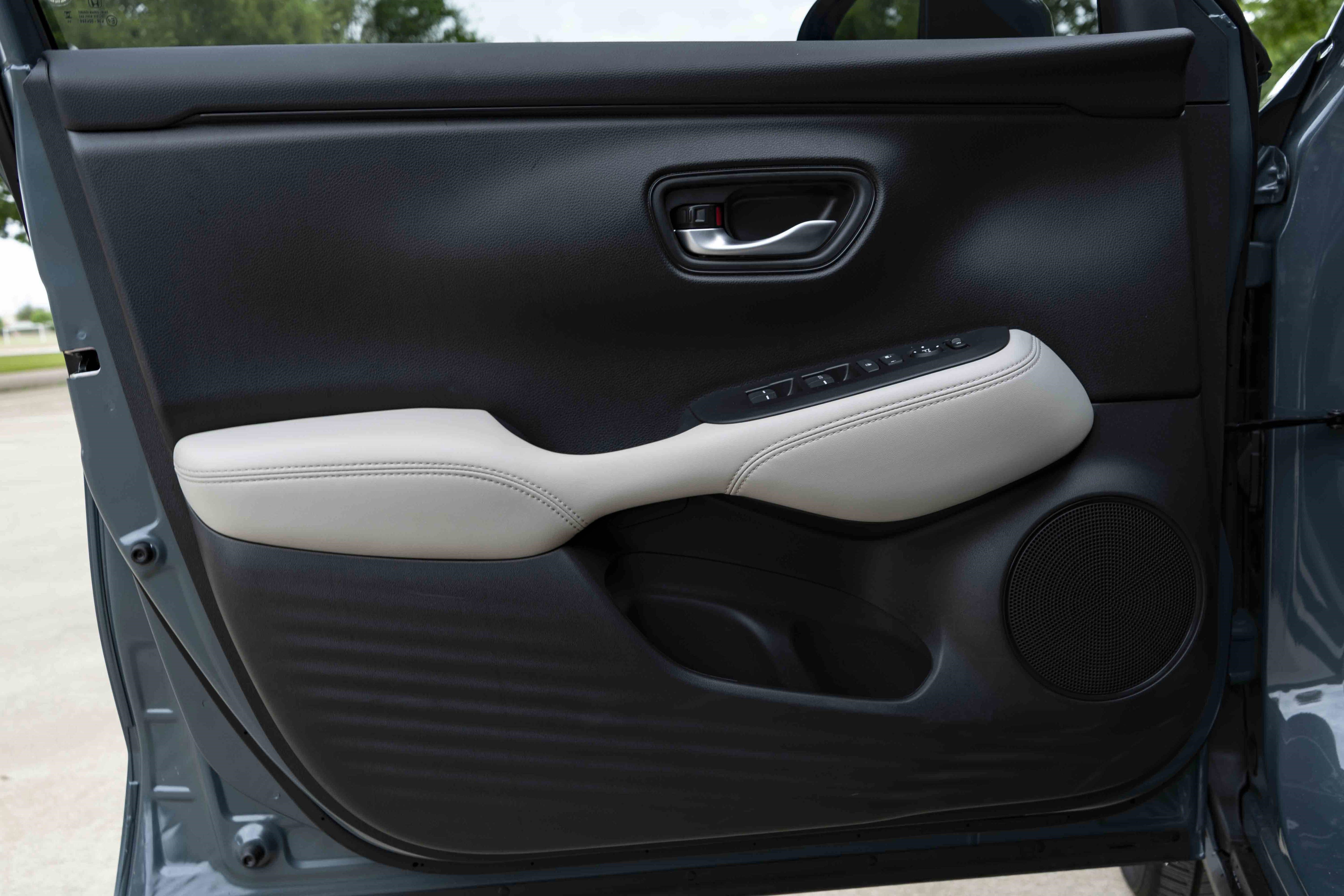 Used 2026 Honda HR-V LX image 36