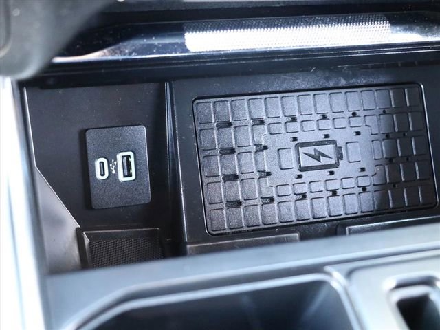 Used 2024 Ford F150 Platinum w/ Equipment Group 702A High image 29