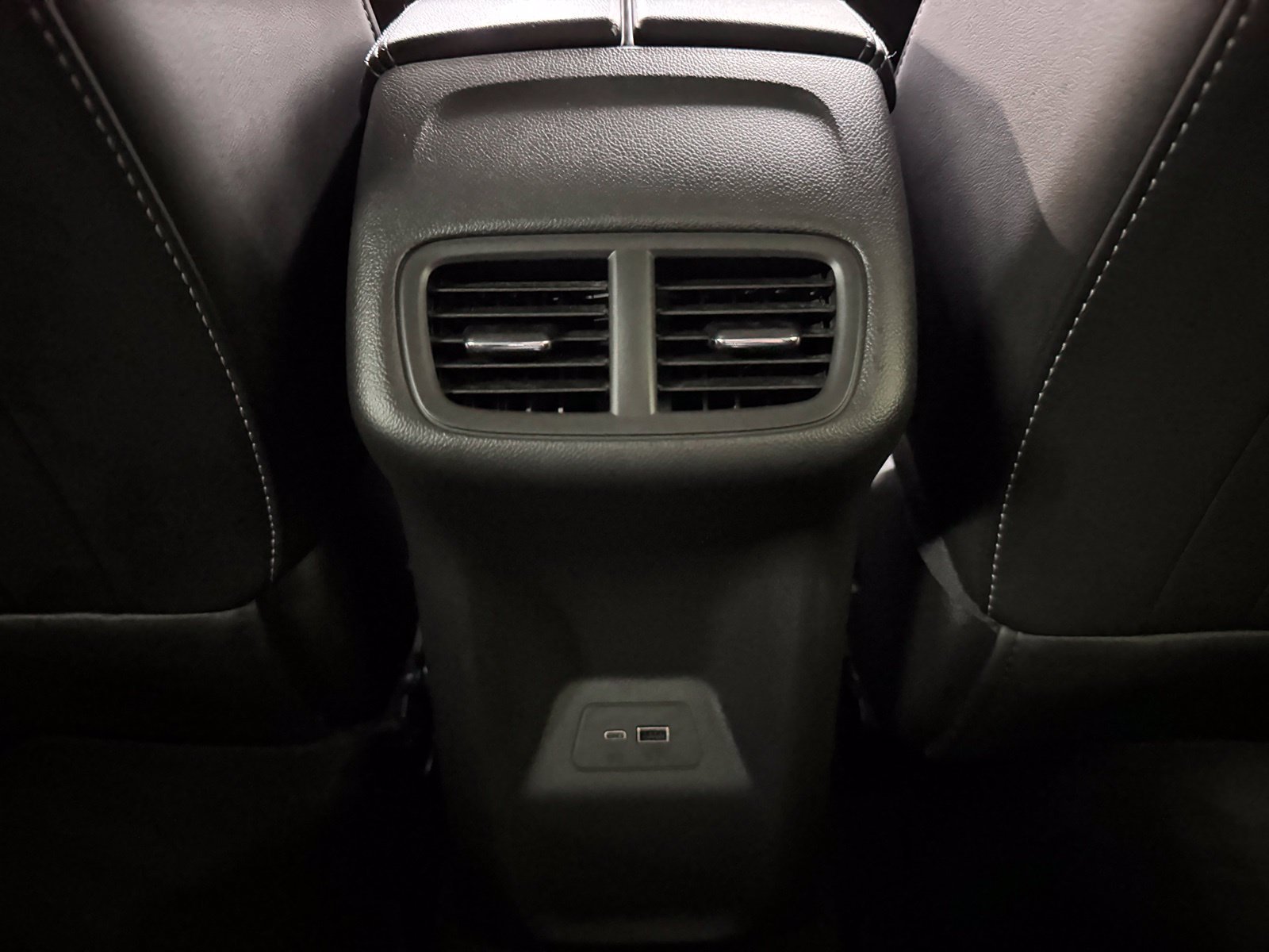 Used 2024 Buick Envision Preferred AWD/4WD image 33