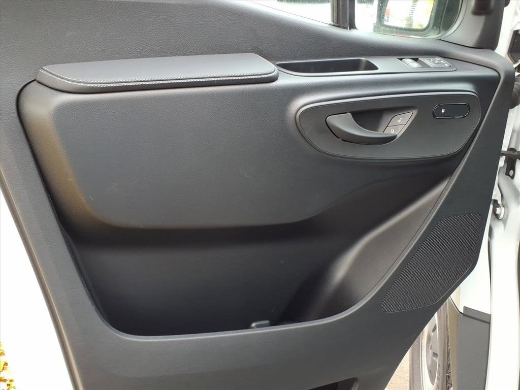 New 2025 Mercedes-Benz Sprinter 2500 image 10