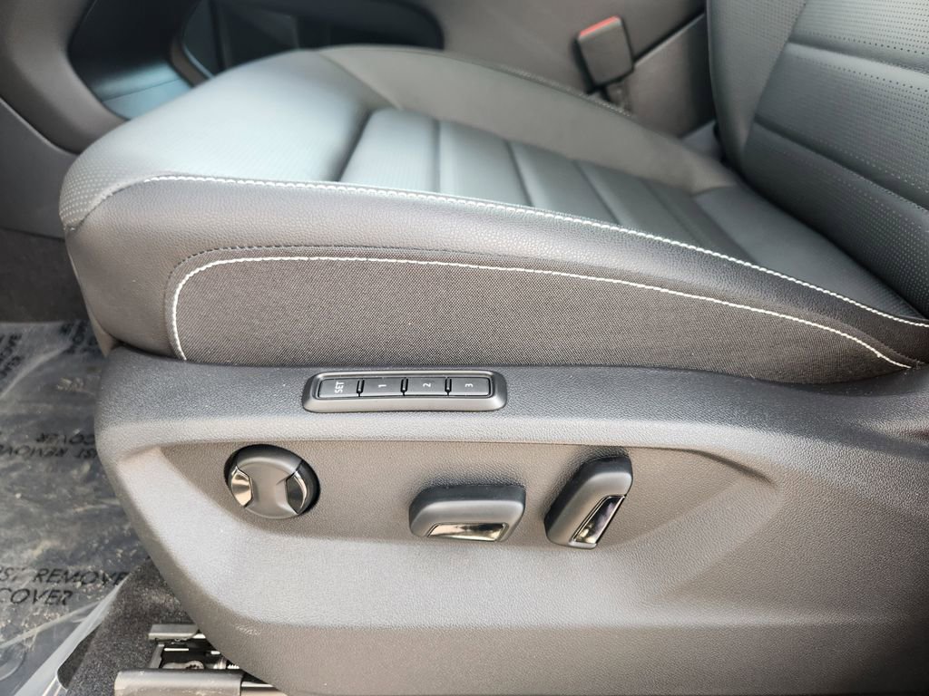 New 2026 Volkswagen Atlas SEL image 13