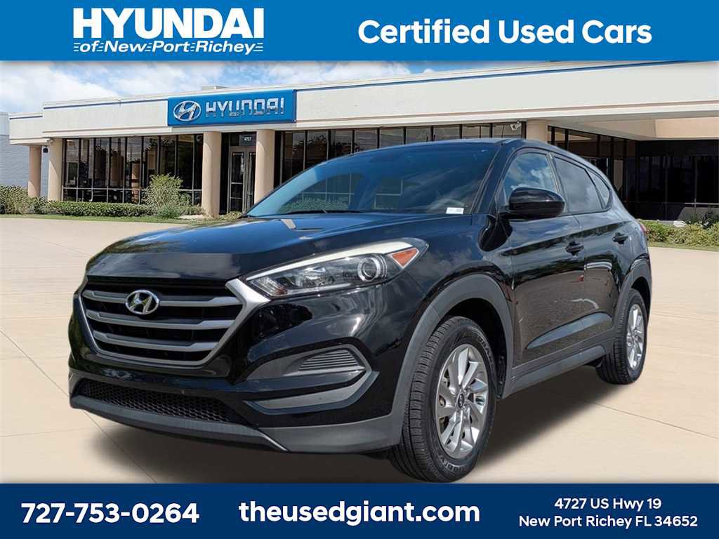 Used 2018 Hyundai Tucson SE w/ Cargo Package