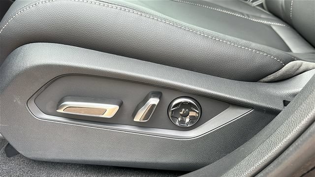New 2026 Acura RDX SH-AWD image 10