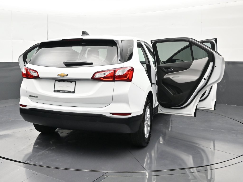 Used 2020 Chevrolet Equinox LS FWD image 34