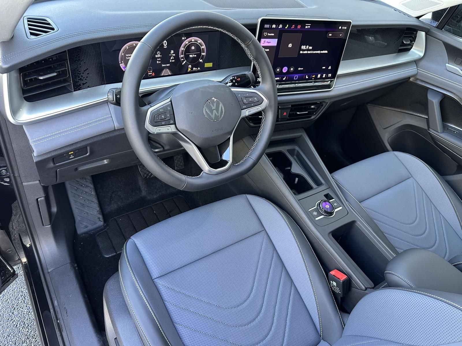 New 2026 Volkswagen Tiguan SE image 10