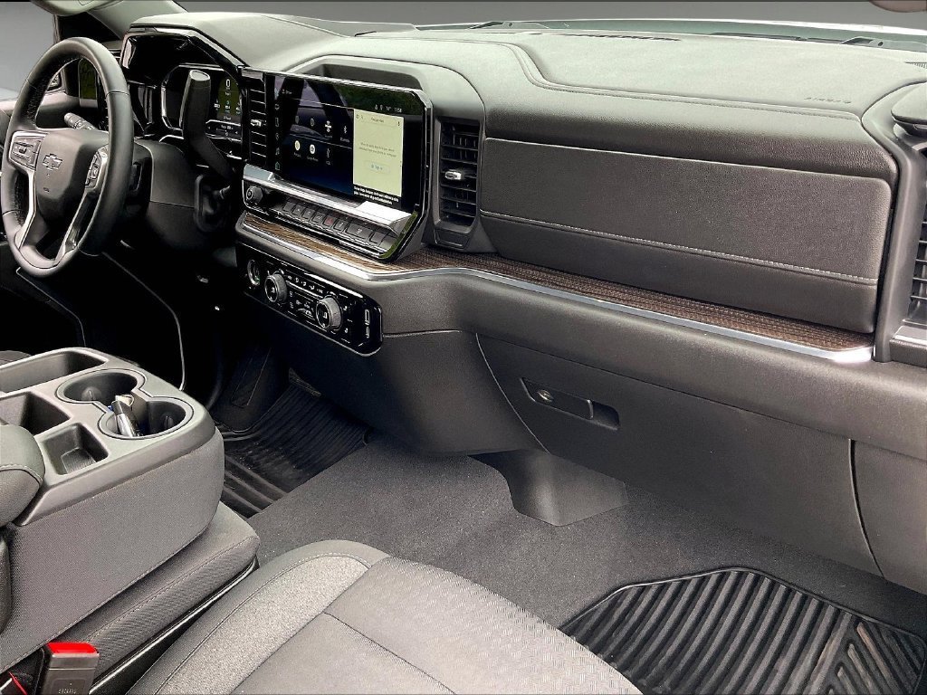 Used 2023 Chevrolet Silverado 1500 RST AWD/4WD image 13