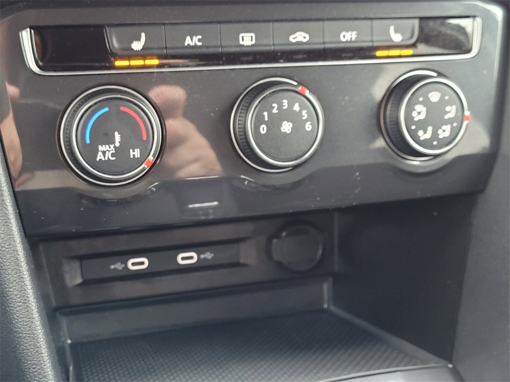 Used 2024 Volkswagen Tiguan S image 18