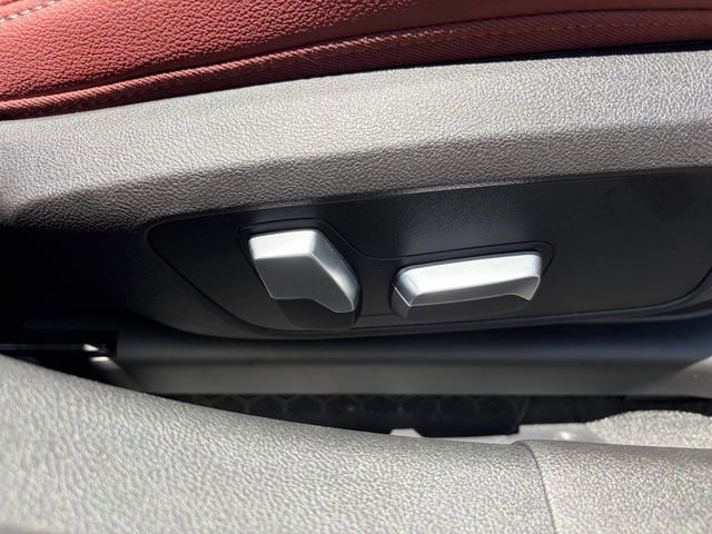 Used 2022 BMW 330e w/ M Sport Package RWD image 12