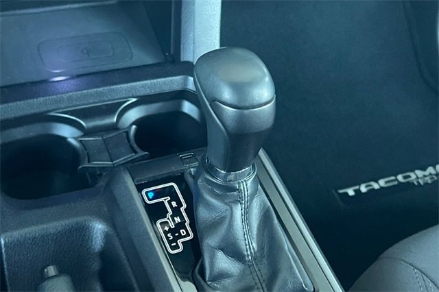 Used 2017 Toyota Tacoma TRD Sport image 27