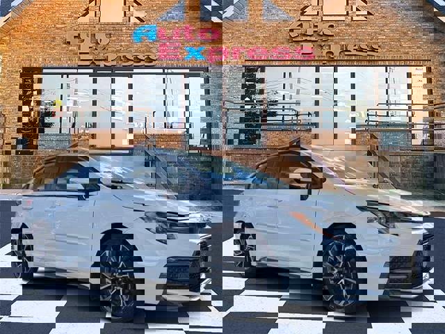 Used 2020 Toyota Corolla SE image 1