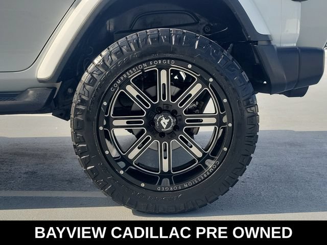 Used 2020 Jeep Wrangler Unlimited Sahara AWD/4WD image 10