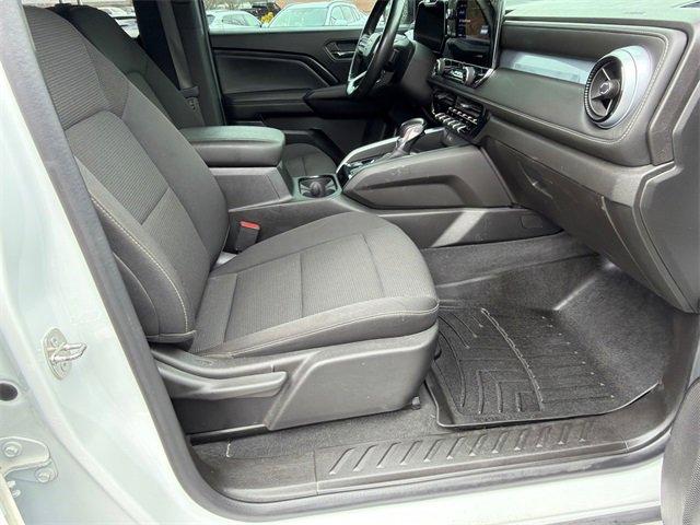 Used 2023 Chevrolet Colorado LT image 13