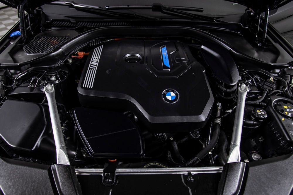 Used 2023 BMW 530e w/ Convenience Package RWD image 46