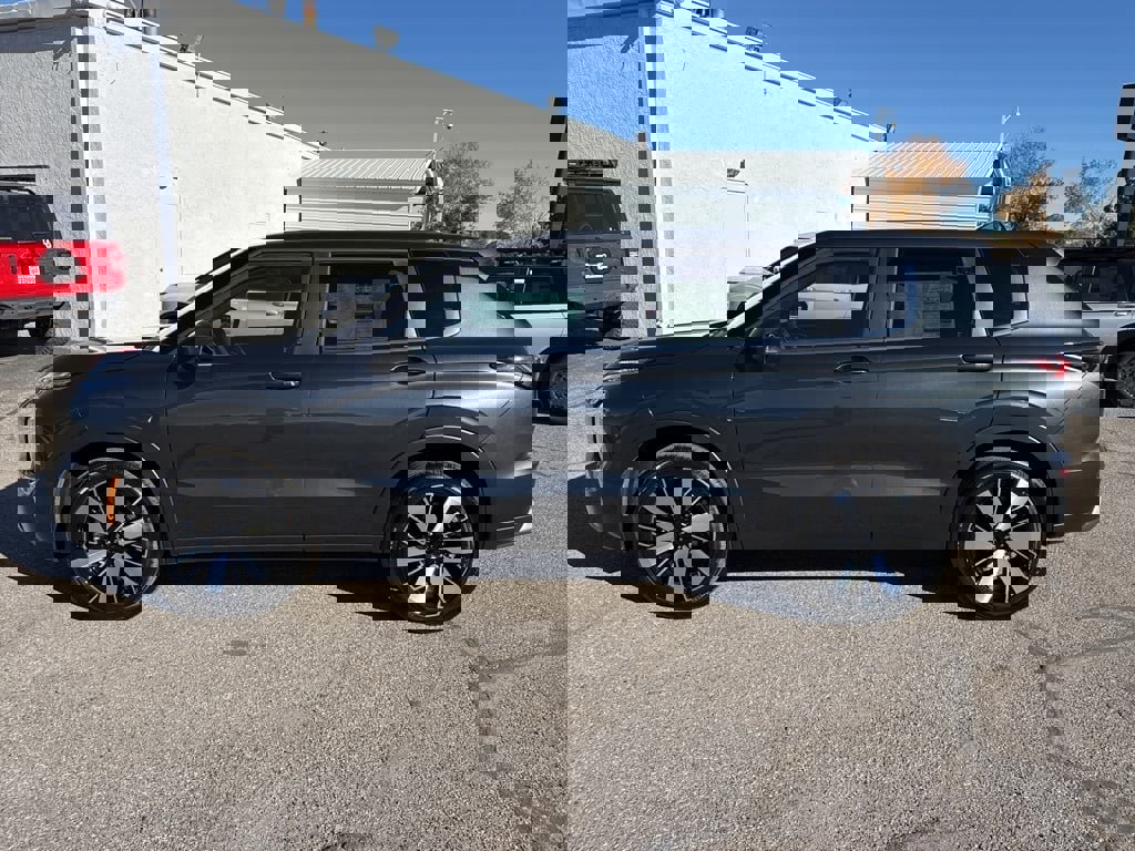 New 2025 Mitsubishi Outlander SE image 4