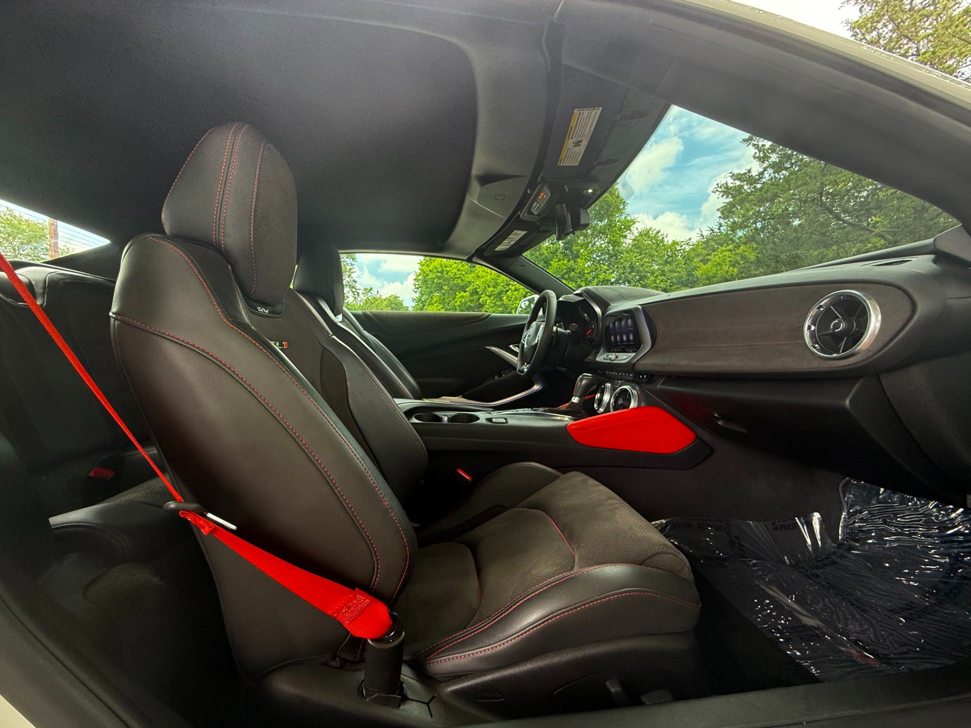 Used 2020 Chevrolet Camaro ZL1 RWD image 21