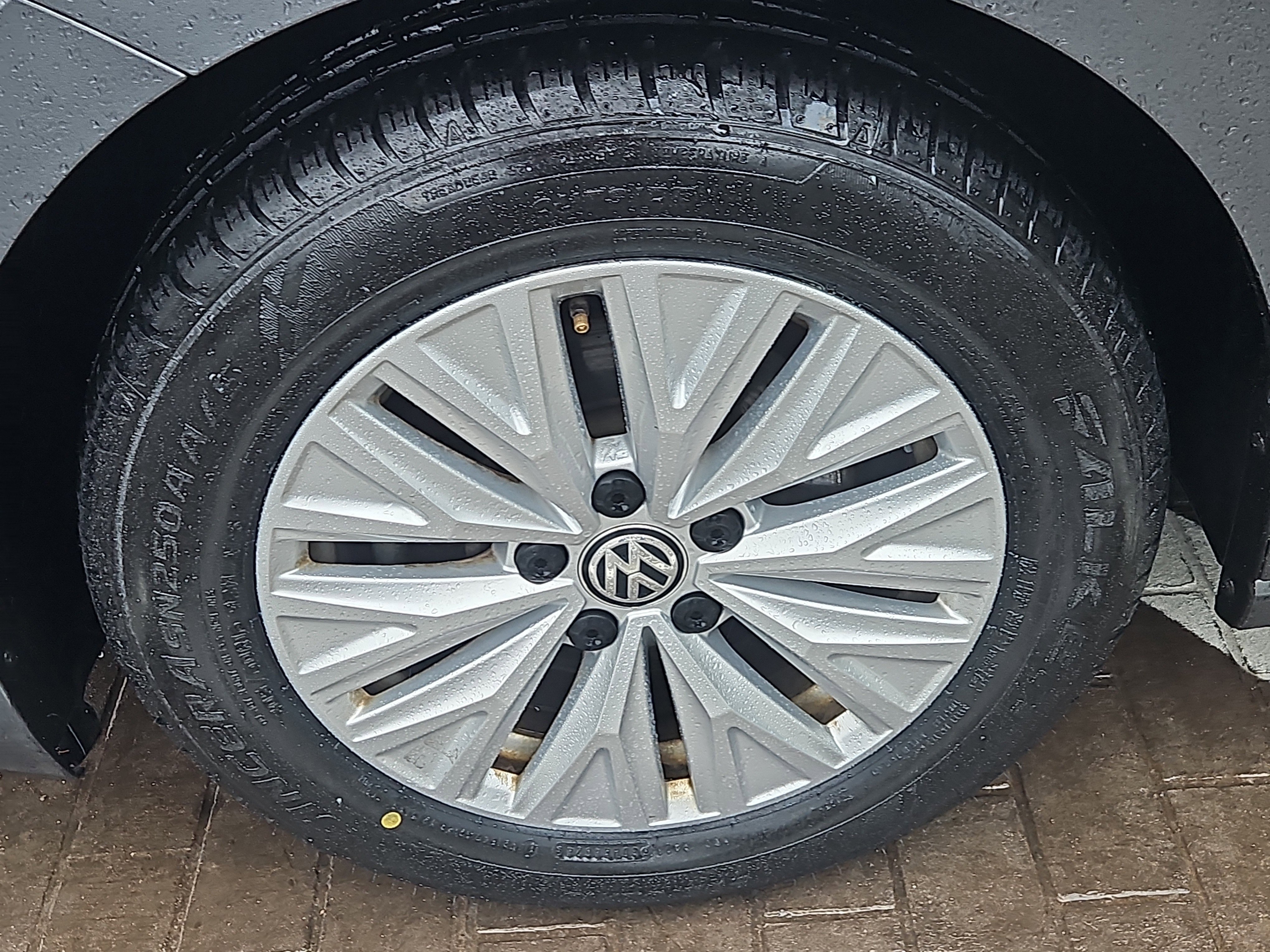Used 2019 Volkswagen Jetta S image 4