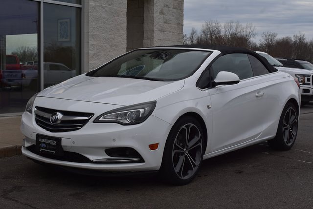Used 2017 Buick Cascada Premium image 9