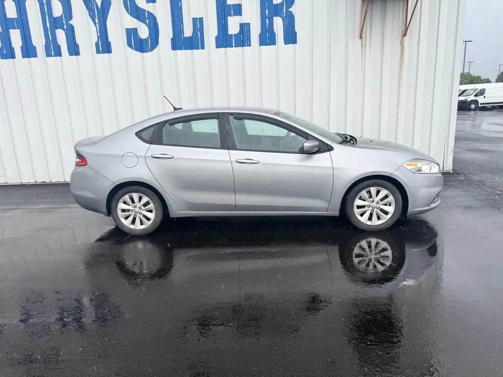 Used 2015 Dodge Dart Aero FWD image 8