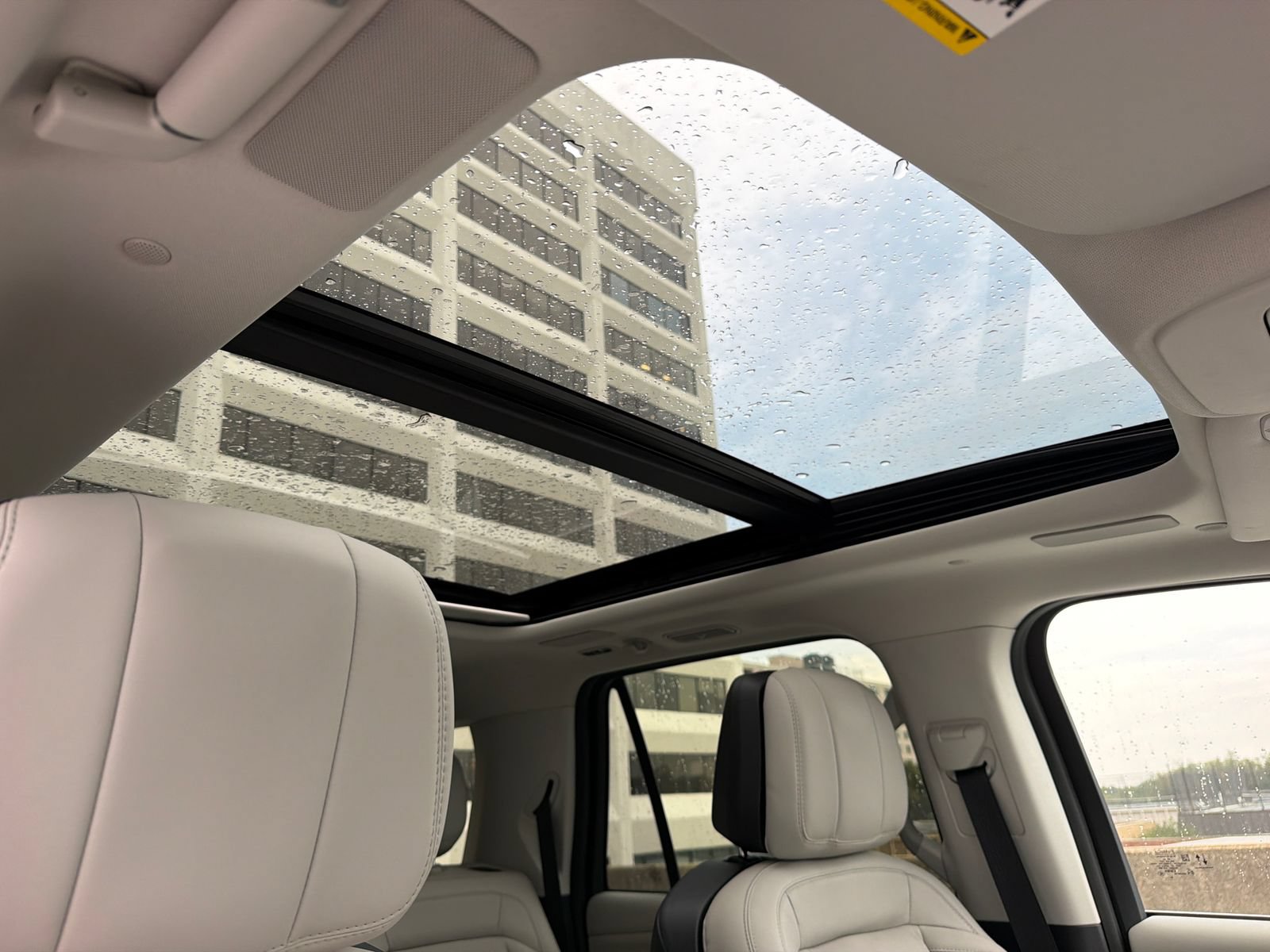 New 2026 Lincoln Navigator L Reserve AWD/4WD image 14