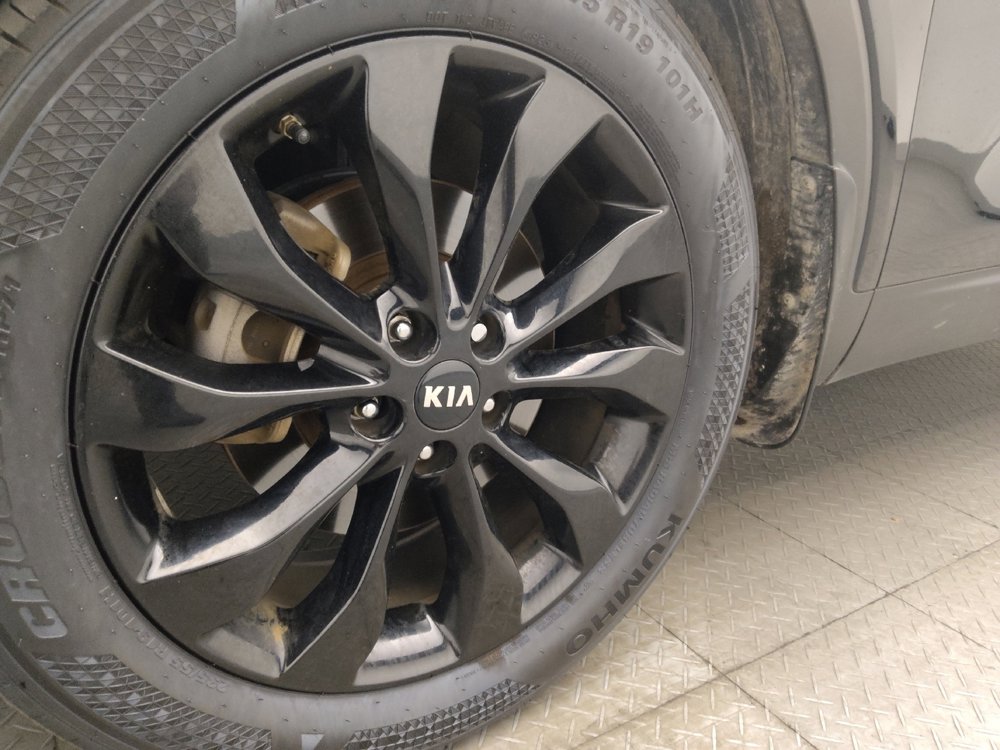 Used 2020 Kia Sorento S image 31