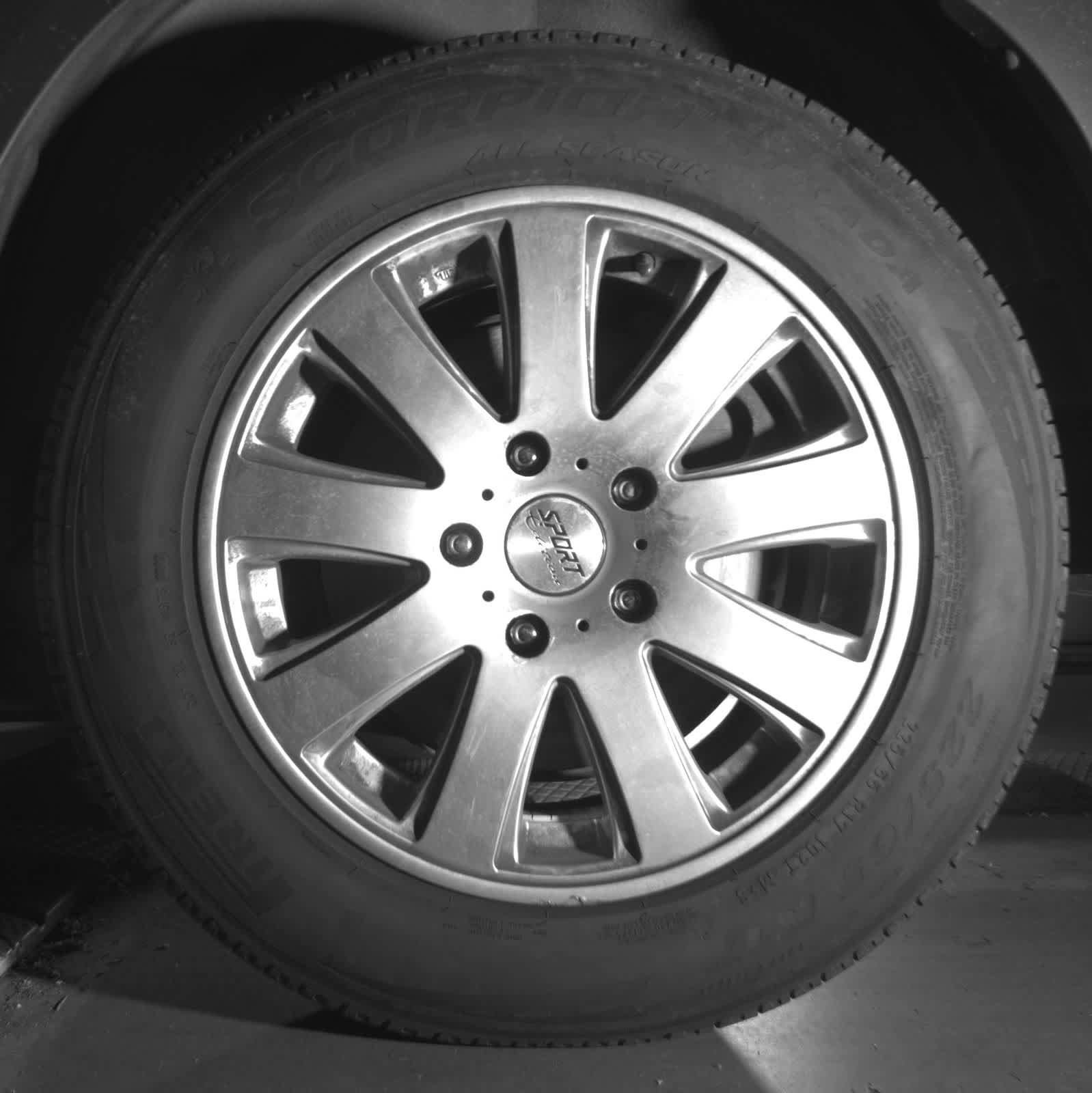 Used 2012 Chrysler Town & Country Touring w/ Entertainment Group #1 FWD image 13