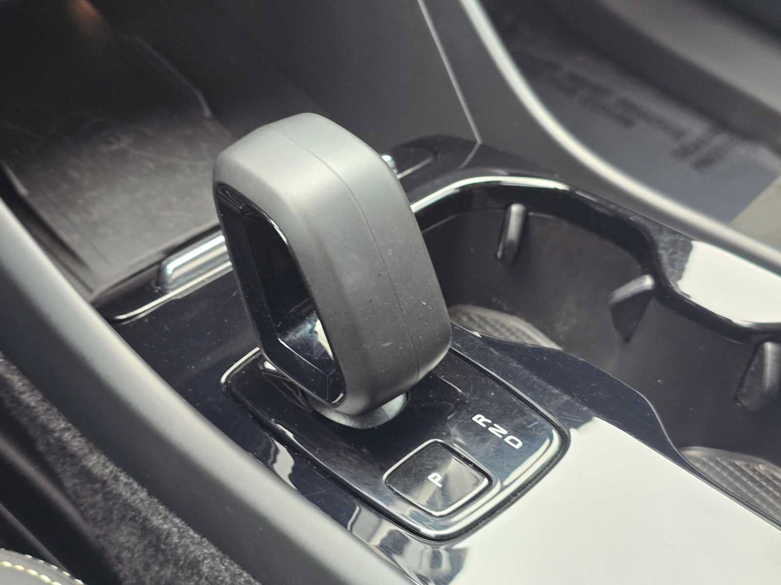 Used 2023 Volvo XC40 Recharge Ultimate AWD/4WD image 29