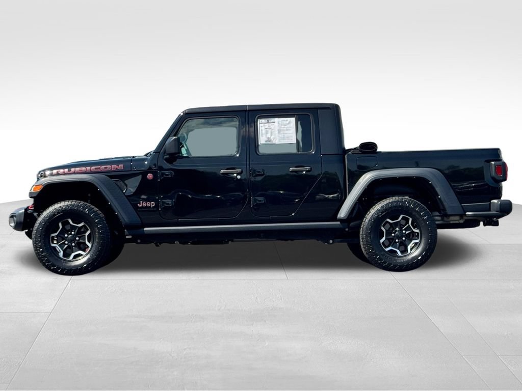 Used 2023 Jeep Gladiator Rubicon w/ Cold Weather Group AWD/4WD image 4