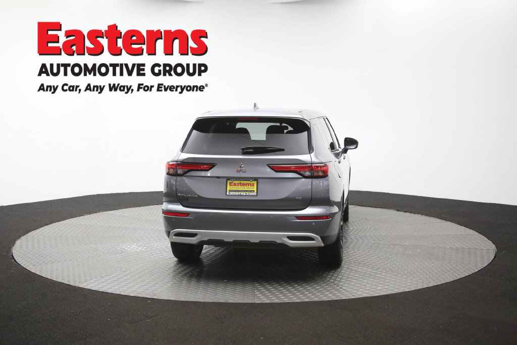 Used 2024 Mitsubishi Outlander SE FWD image 38
