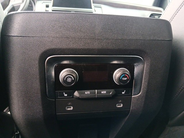 Used 2024 Chevrolet Tahoe LT w/ Luxury Package image 20