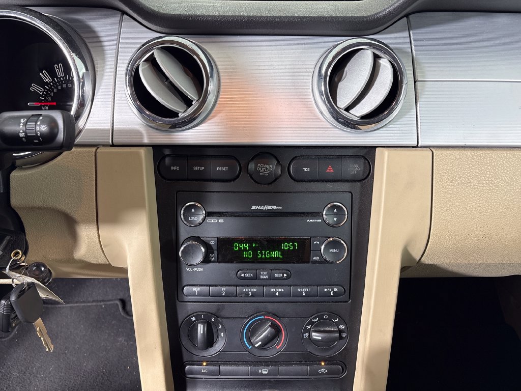 Used 2008 Ford Mustang GT Premium RWD image 26