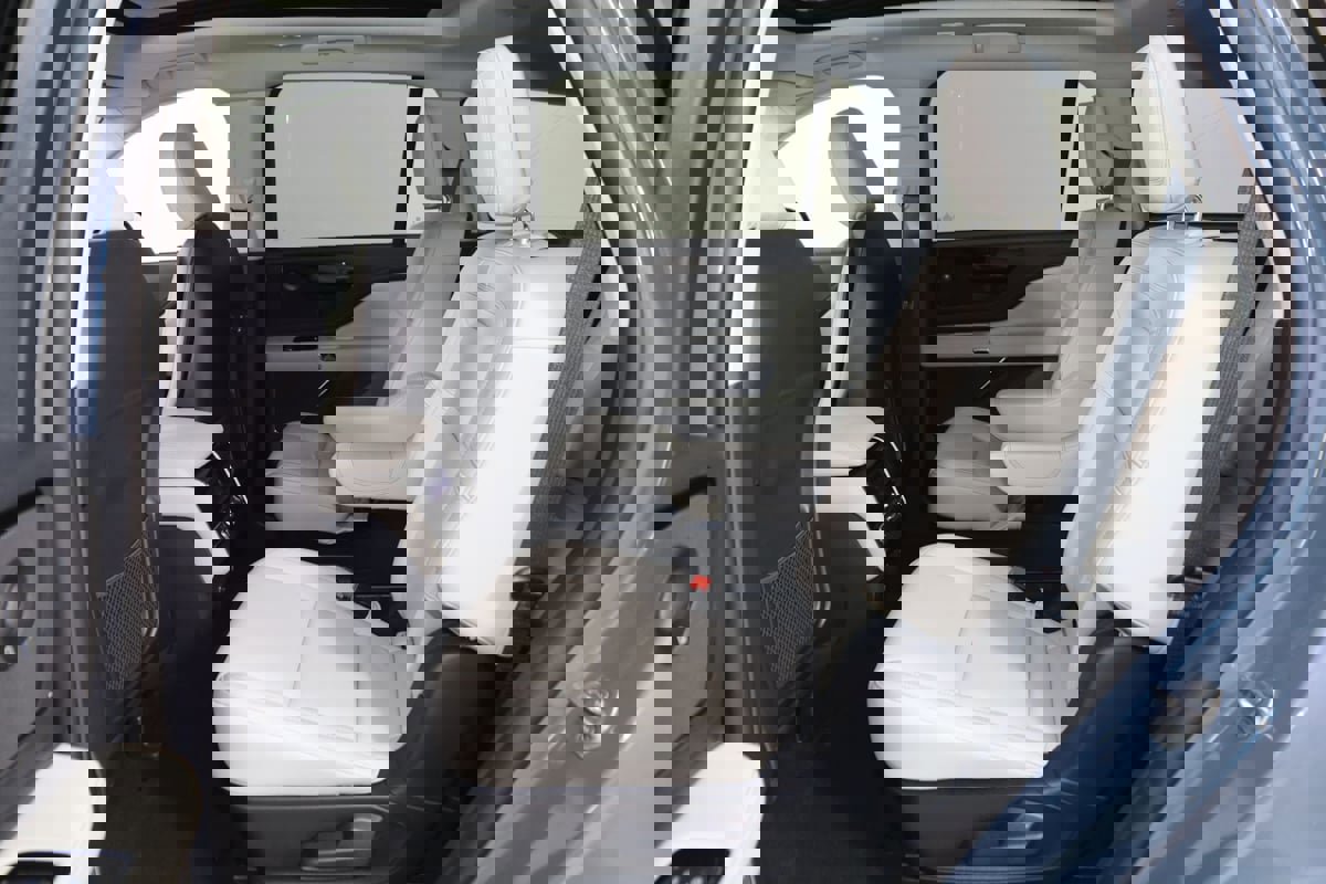 Used 2025 Lincoln Aviator Reserve w/ Illumination Package AWD/4WD image 53