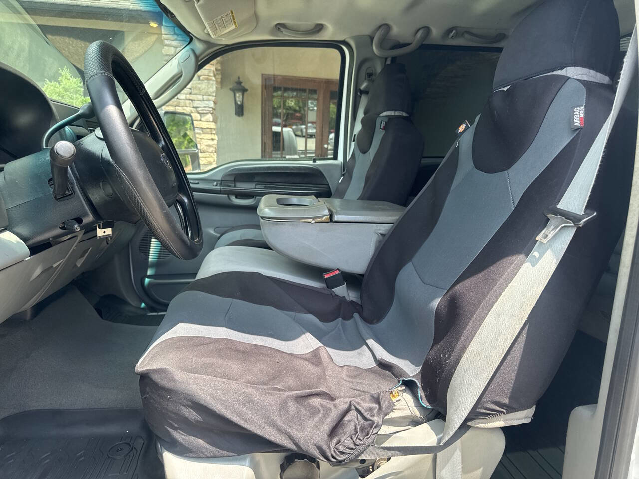 Used 2005 Ford F350 XLT image 10