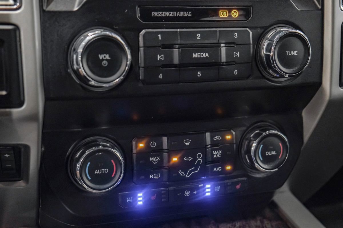 Used 2019 Ford F250 Lariat w/ Lariat Value Package image 27