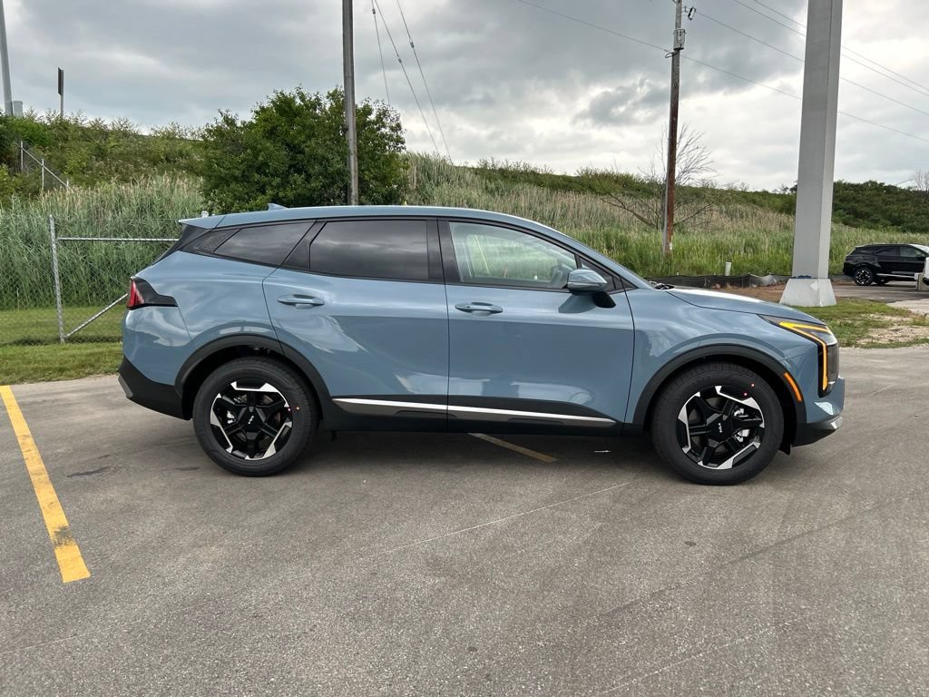 New 2027 Kia Sportage S FWD image 5