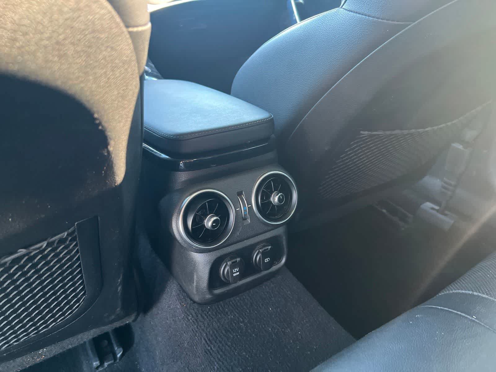 Used 2019 Kia Stinger Premium RWD image 15