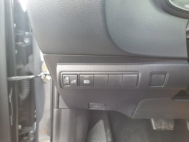 Certified 2024 Toyota Corolla SE w/ SE Premium Package image 12