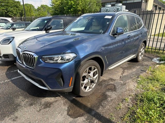 Used 2022 BMW X3 xDrive30i AWD/4WD image 1
