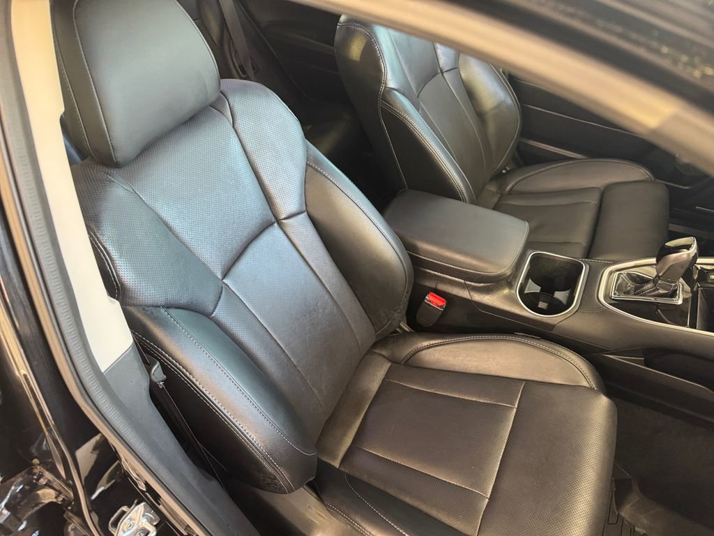 Used 2025 Subaru Outback Limited image 14