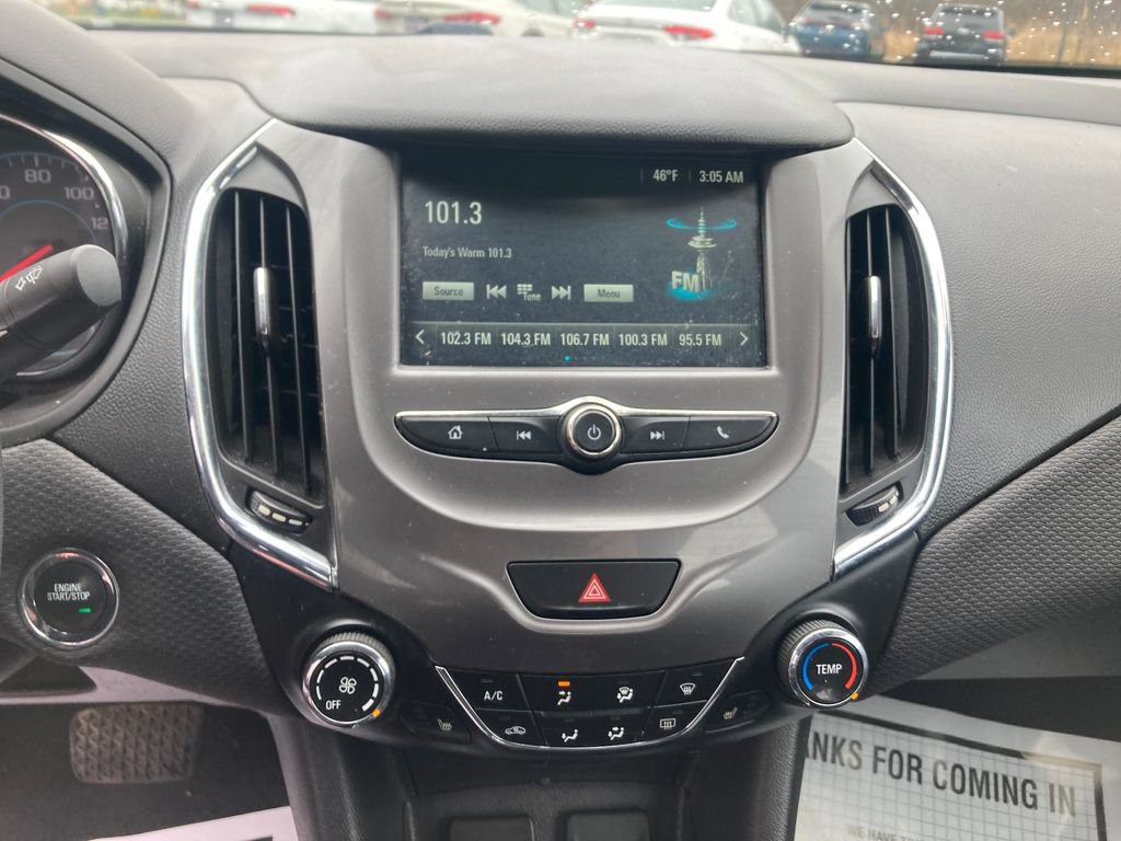 Used 2017 Chevrolet Cruze LT w/ Convenience Package FWD image 22