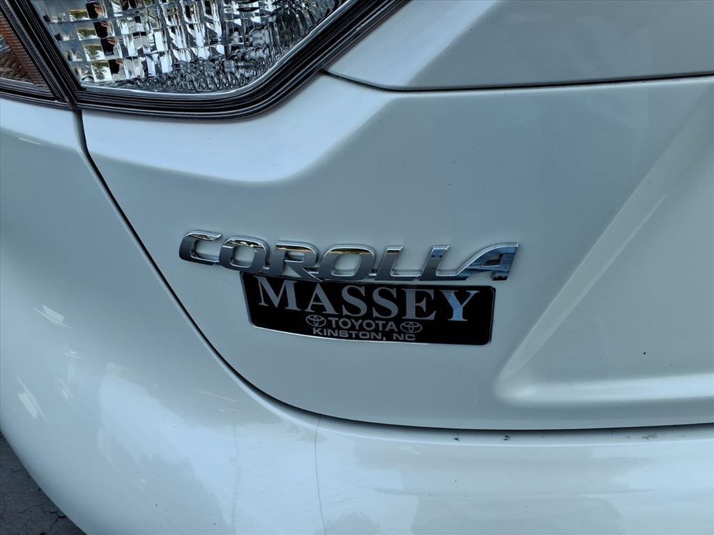 Used 2024 Toyota Corolla SE image 29